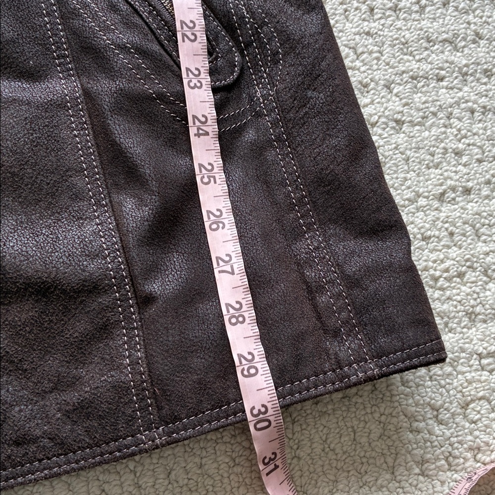 Danier Women’s Brown Leather Mid-Length Jacket Size 3XS Fits XS - Picture 11 of 13